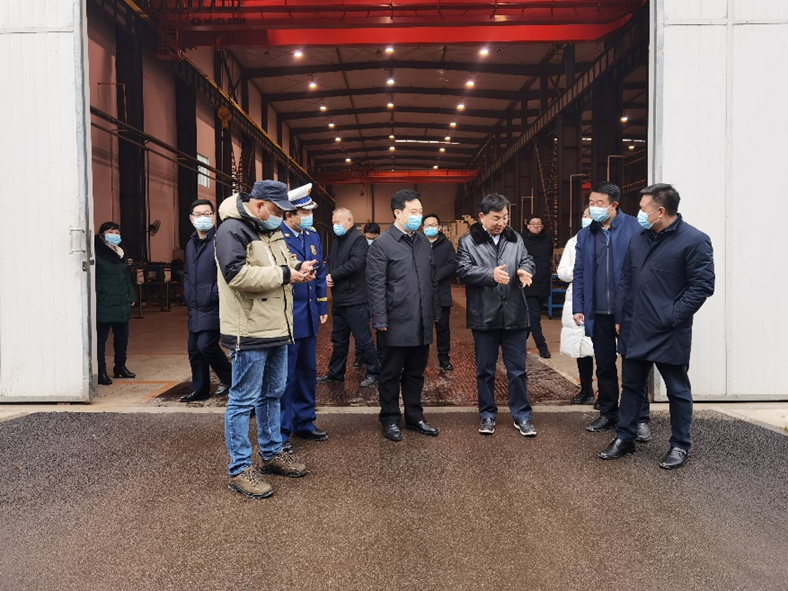 宜昌市副市長汪元程帶隊檢查公司元旦、春節(jié)前安全生產(chǎn)工作